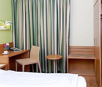 Business & Budget Hotel Tessin Munich Extérieur photo